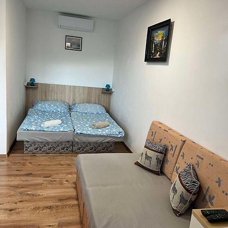 Bekivi Apartmany Дунавска Стреда Екстериор снимка