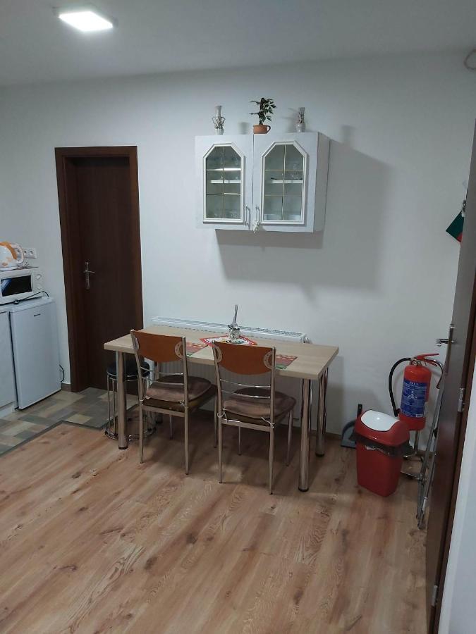 Bekivi Apartmany Дунавска Стреда Екстериор снимка
