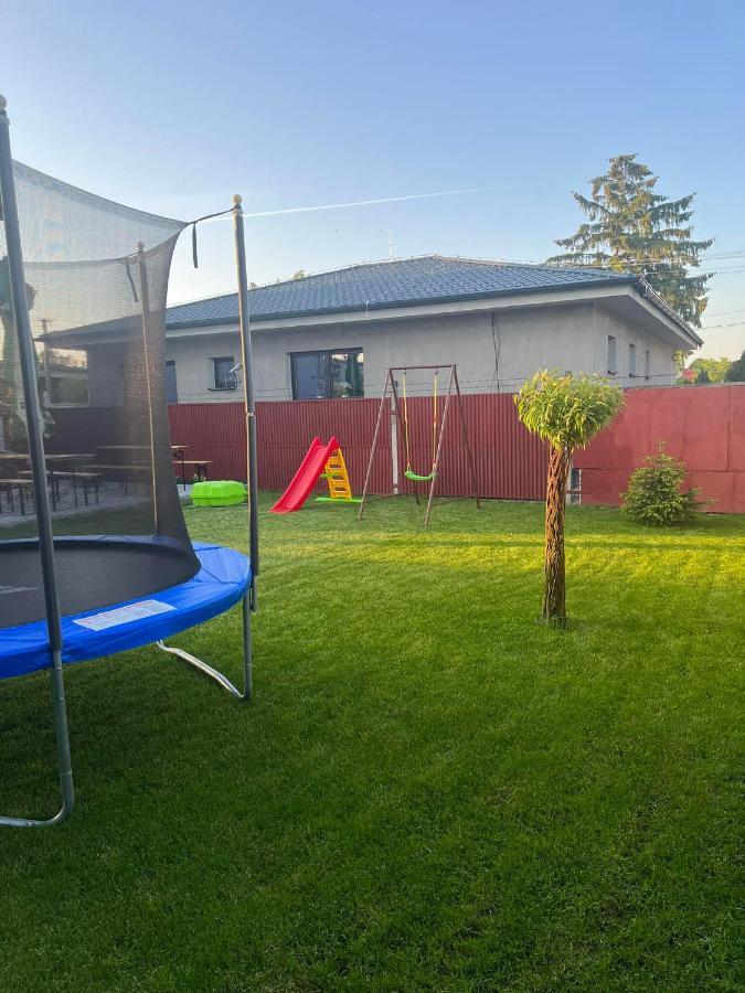 Bekivi Apartmany Дунавска Стреда Екстериор снимка